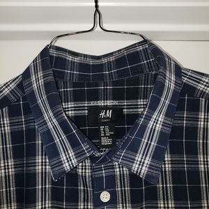 Men's H & M button down shirt